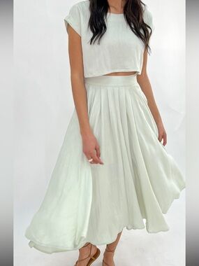 TALULAH Light Sage Green Midi Skirt
